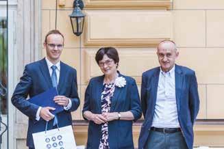 Akademie věd ČR uděluje Prémii Otto Wichterleho vybraným, mimořádně kvalitním a perspektivním vědeckým pracovníkům AV ČR, kteří přispívají vynikajícími výsledky k rozvoji vědeckého poznání, jsou