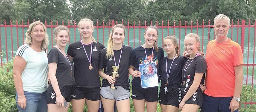 SPORT 23 Tři body trefila Strožová Nováčky jen Kovář a Větříšek Žádné zemětřesení!