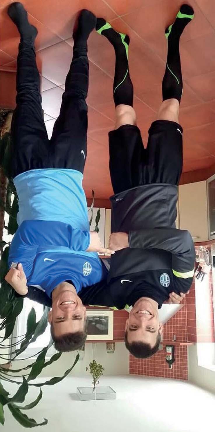 Bratr stříbrného olympijského biatlonisty válí v obraně Boleslavi Jméno Michala Krčmáře zná po letošní zimní olympiádě každý fanoušek českého sportu.