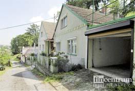 Klidná lokalita v blízkosti centra (Zahájí). ENB G č. 1476 Cena: 4,5 mil. Kč Litomyšl prodej RD 3+1 na ul. Mařákova se zahradou.