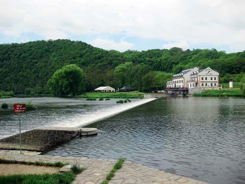 40 DÍLČÍ POVODÍ BEROUNKY Berounka, jez Karlštejn Berounka, Hýskov 5.