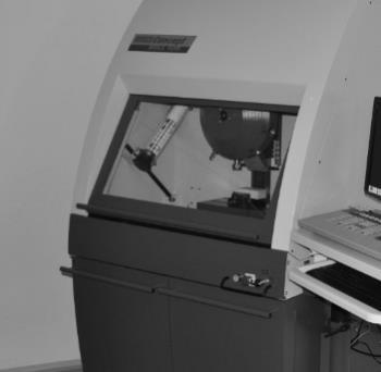 Řídicí panel odpovídá obsluze a funkcím řízení stroje a je možné ho použít na běžném PC.