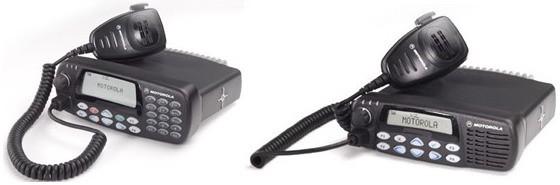 4 Vozidlové radiostanice GM360 a GM380 Tyto pouţívané vozidlové radiostanice jsou prakticky přestavěné modely GP do podoby aplikovatelné v zásahovém vozidle s externí anténou, mikrofonem a napájecím