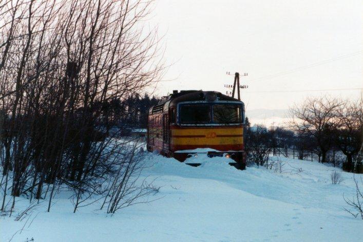Radhoštěm. Na Štědrý den roku 1 999 uvízla 750.31 3 naopak při příjezdu od Hostašovic.