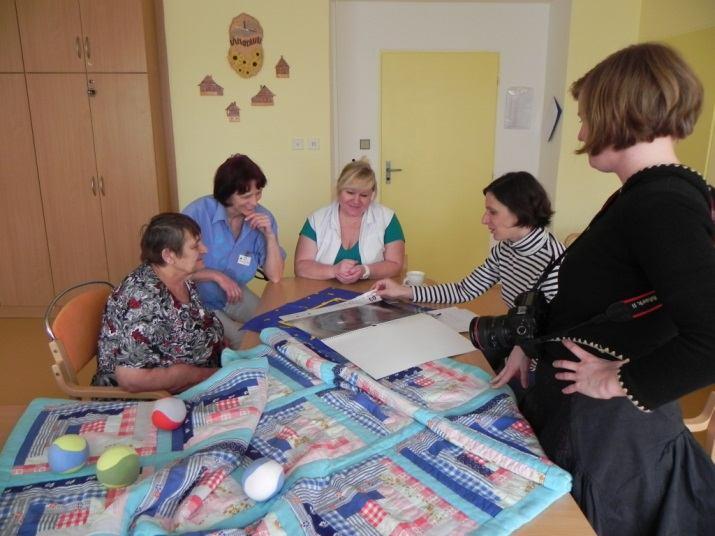 Splněná přání seniorům Náš Domov se zapojil do projektu: Plníme přání seniorům. Celý princip programu je jednoduchý. Zúčastnit se mohli jak jednotlivci, tak zařízení pro seniory.