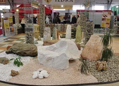 následujícím firmám: SOUTĚŽ O NEJPŮSOBIVĚJŠÍ EXPOZICI Soutěž organizátora veletrhu o