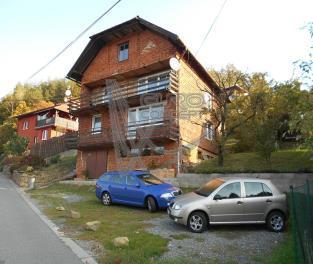 Záznam o prodeji srovnávané nemovitosti č. 4 1. Identifikace Prodej, Rodinný dům, 249 m 2, Jaroslavice, Zlín, okres Zlín Celková cena: 3.990.000 Kč Adresa: Jaroslavice, Zlín, okres Zlín 2.