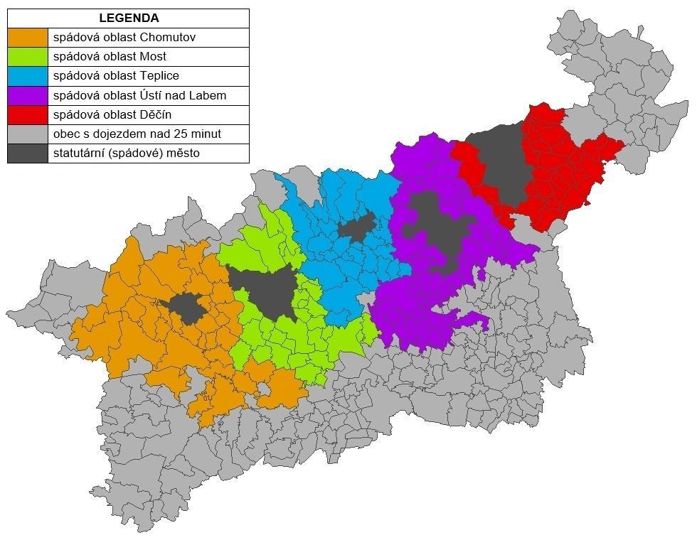 metodiky uvedené v textu výše pro vymezení analyzovaného území z hlediska dojížďky (maximálně do 25 minut do alespoň jednoho centra z pěti statutárních měst v kraji) bylo do řešeného souboru zahrnuto