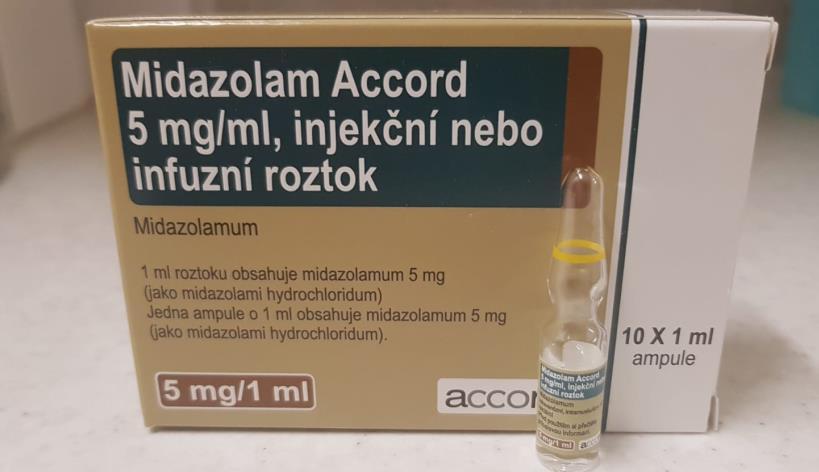7.3. Látky používané k analgosedaci 7.3.1. Sedativa Midazolam Midazolam je ve vodě rozpustný benzodiazepin, lze ho podat různými způsoby nazálně, bukálně, rektálně (zejména u dětí).