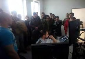 Laser Game Místo: Plzeň, Jablonského 23 Studenti BEO1 se v doprovodu Mgr. Černého dne 19. 12.