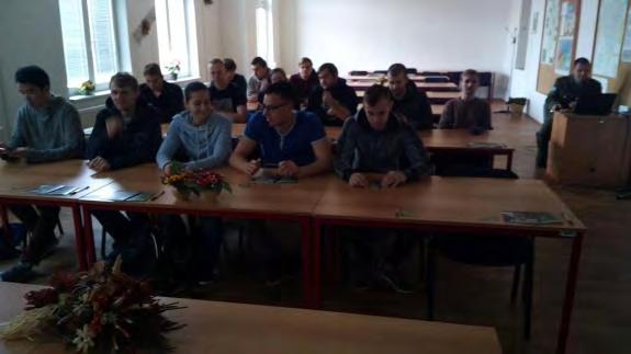 Exkurze BEO1 - Rekrutační pracoviště AČR Místo: Krajské vojenské velitelství Plzeň Termín: 20. 4. 2017 Dne 20. dubna 2017 se studenti oboru BEO1 v doprovodu PhDr.