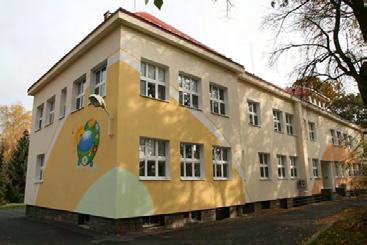 Předvánoční návštěva Dětského centra sbírka pro děti Studenti oboru DOO uspořádali charitativní sbírku pro děti žijící v kojeneckém oddělení Dětského centra v Plzni. 20. 12.