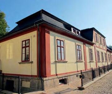 SYSTÉMY PRO SANACE VLHKÉHO ZDIVA A RENOVACE HISTORICKÝCH OBJEKTŮ PŘI OPRAVÁCH A REKONSTRUKCÍCH PŘEDEVŠÍM HISTORICKÝCH OBJEKTŮ SE POTÝKÁME TÉMĚŘ PRAVIDELNĚ S VLHKOSTÍ A ZASOLENÍM ZDIVA.