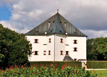 RENOVACE FASÁD PŘI RENOVACÍCH ČASTO ŘEŠÍME PROBLÉMY TRHLIN. Návrh opravy je velmi komplikovaný, vzhledem k tomu, že musíme zhodnotit příčinu vzniku trhlin a jejich aktivnost.