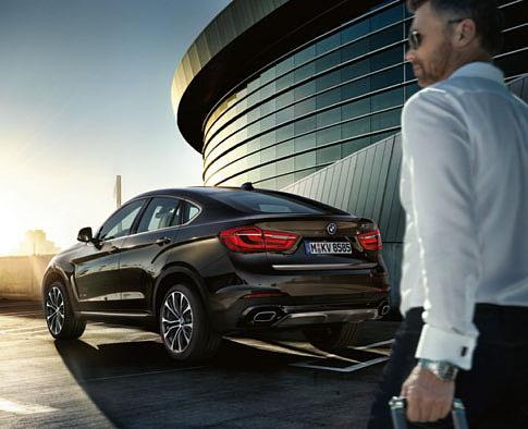 0 0 EXTERIÉR EXTERIEUR M PERFORMANCE PARTS Díly BMW M Performance jsou synonymem pro program