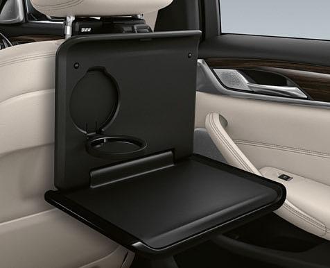 rychle a jednoduše připevnit různé věci, jako například chytré telefony nebo tablety, pro něž je připravena