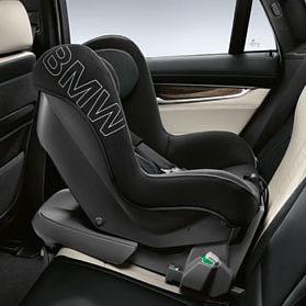 měsíců až roky (přibližně 9 8 kg) ve spojení se základnou ISOFIX, která se dodává