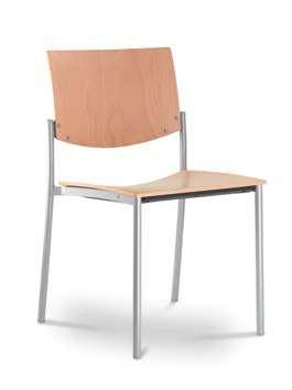 The main features of the Séance chair are flexibility in use, time-defying design and reliability of the make.