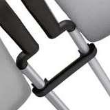 Pro dosažení spolehlivosti jsou nosné prvky sedáků a opěradel vyrobeny z bukové překližky a pevný rám židle je vyroben z kvalitního ocelového