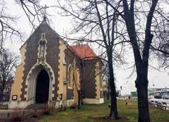 npu.cz, www.zamek-lednice.com Podivín (Kostel) V roce 1525 byl Hartmannovi I. z Lichtenštejna dán v léno mimo jiné Podivín (Kostel). Roku 1553 prodal Christoph IV.