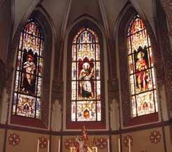 stavu. Falkenstein (1672) V roce 1570 získal hrad Johann Septimus z Lichtenštejna a taky zde bydlel. V roce 1590 vlastní Lichtenštejnové v obci 99 ze 103 domů.