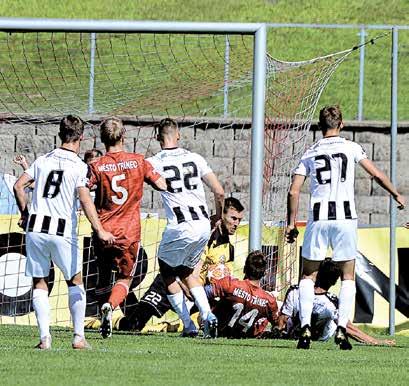 TŘINECKÝ / TRZYNIECKI / HUTNÍK / 21. srpna 27.