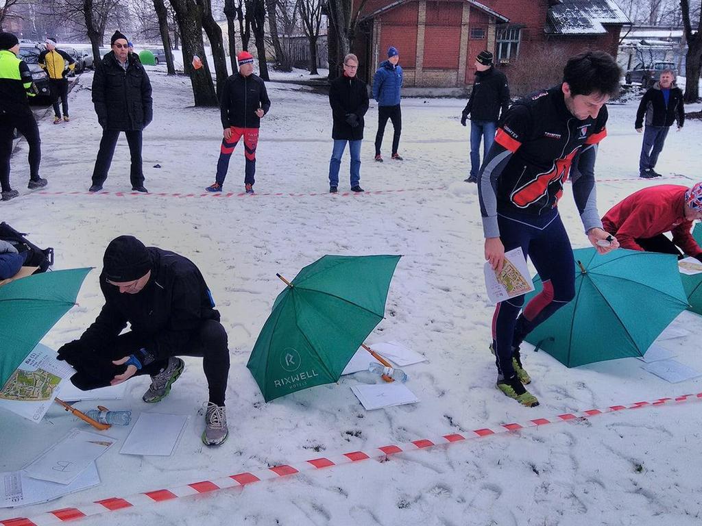 Závod ve sprintu nejspíše na konci soustředění komplexní závod, kde budou všechny prvky sprintové rutiny lze zařadit warm-up mapu, karanténu, divácký úsek tak, aby co nejlépe simulovalo závod