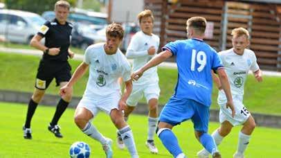 Devatenáctiletí jsou po dvou zápasech bez bodů Ve vstupním utkání do nového ligového ročníku FC Hradec Králové U19 - FK Mladá Boleslav U19 4:2 boleslavští devatenáctiletí dorostenci na trávě v