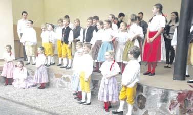 Pro děti byl připraven i zajímavý doprovodný program skládající se ze střelby ze vzduchovky na běžící terč, jízdy na koních a naučné stezky Disciplíny byly neustále v obležení, což bylo příjemným