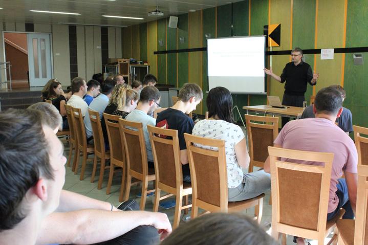 15. - 20. října v Češkovicích u Blanska (objekt Kolpingova díla), s 39 účastníky. Probíranými tématy mezi jinými byly mimo jiné např.: Výrazové prostředky dnešní mládeže (P. ThLic.