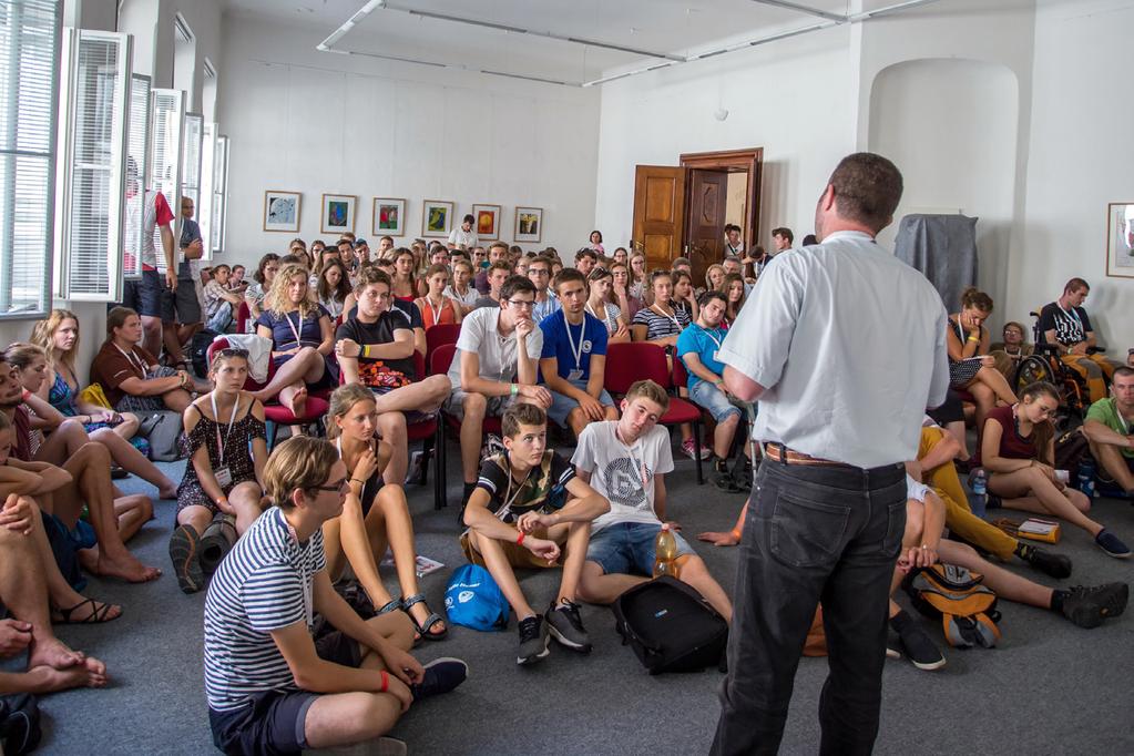 dusí autentické touhy po štěstí, ale naopak, že se jedná o celoživotní plán, který je schopný uchvátit srdce a vést k následování Krista, mistra a Pána.