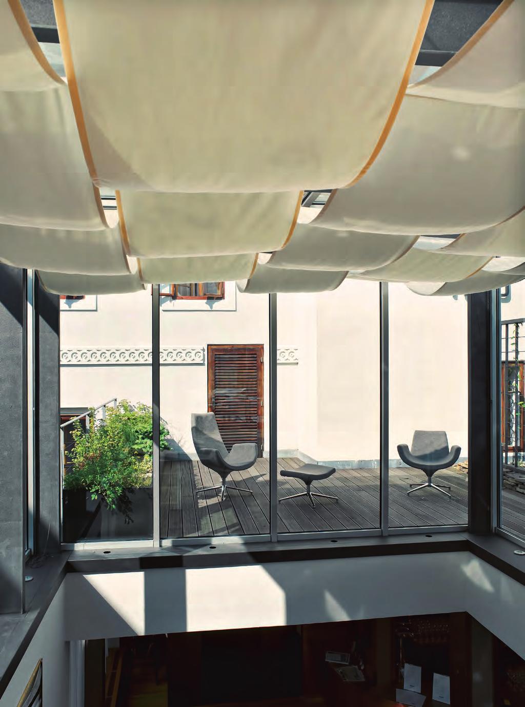 relax 2 With the comfort it brings to your moments of rest and relaxation, Relax line lives up to its name. Its attractive design will enhance every office, waiting space or living room.