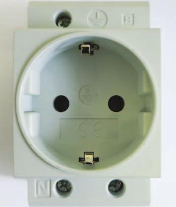 PŘÍSLUŠENSTVÍ Zásuvky do rozvaděčů Zásuvka do rozvaděče SDS 70 CZ LED LEP20 zásuvka typ E LED dioda jmenovitý proud 16 A napětí 250 V AC výška 75,5 šířka 44,5 hloubka 63 materiál PA 6 váha 97 g barva