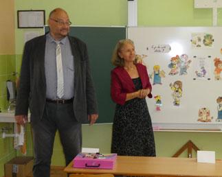 spolufinancování nákladů na rekonstrukci objektů a jejich interiérů. (eda) V Podbřezí je nyní škola jako nová Hodně často slýchám, jak je na tom naše školství špatně.