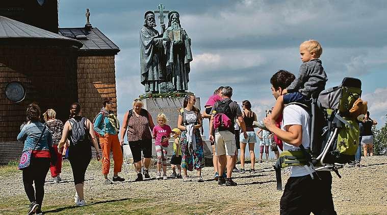 cz Beskydy jsou lákadlo, počet turistů stoupá BABÍ LÉTO Kam vyrazit v kraji za zajímavými akcemi...str.