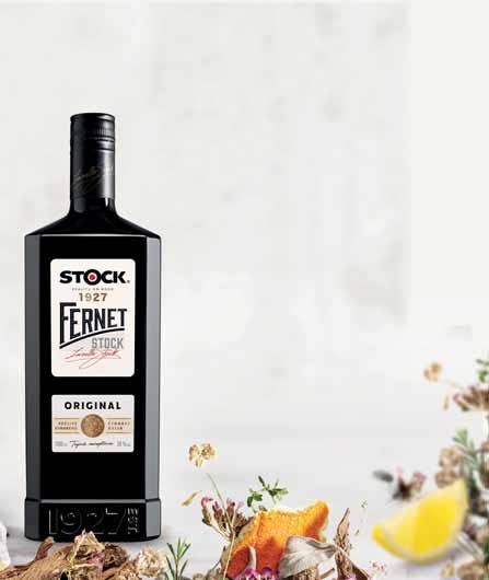 NAMÍCHEJ BAVORÁKA DO NOVÉ SKLENICE SKLENICI NAPLŇTE LEDEM NALIJTE TONIC NALIJTE FERNET STOCK ORIGINAL/ CITRUS OZDOBTE CITRONEM KUP 9 FERNET