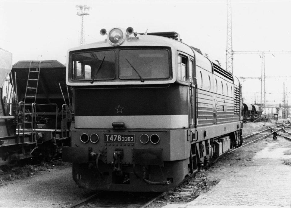 nahoře: Turnus T81, třídenní turnus v roce 1985 na výkony mezi Ostravou Porubou (a