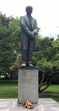 komentovanou vycházkou po stopách Antonína Dvořáka /Mgr. Jiří Klsák/. Sunday, 8 September 2019, 4:00 p.m. Dvořák s Park COMMEMORATION