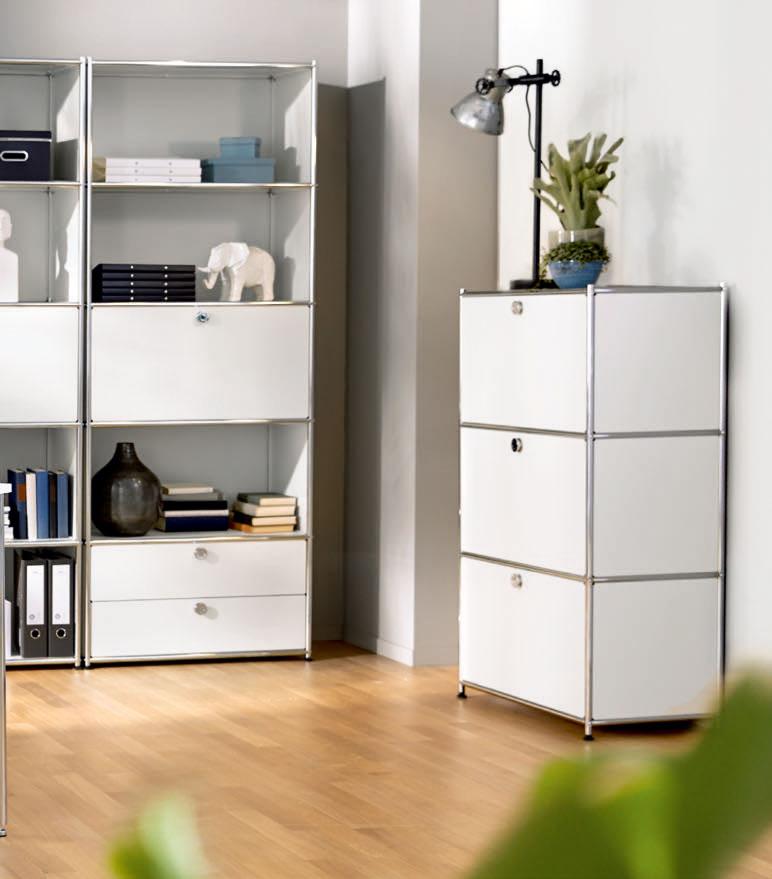 OD 20. 8. 2019* A K OBJEDNÁNÍ V NAŠICH OBCHODECH 3 Kovový regál 1 ks Kč 10.990,- 1 Doplňková sada kovových výklopných dvířek Dají se namontovat jako dodatečná výklopná dvířka do kovového regálu.
