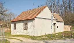 G*** 2 400 000 Kč ) Měsíční splátka hypotéky: 7 982 Kč* RD 6+2 s pozemkem 1 267 m 2, Lysice Okres Blansko, prodej RD s velkou zahradou na