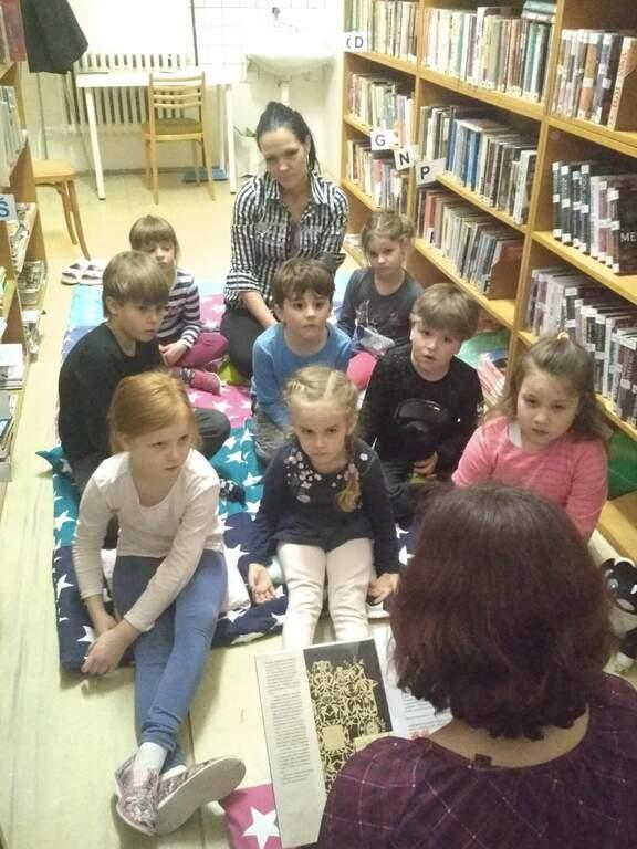 [12] Čteme si