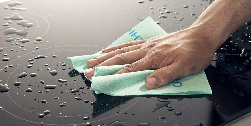 účinkem k namáčení a tí nádobí, ploch, technologického zařízení v kuchyních, potravinářství. Je neparfemovaný, mírně pění, má neutrální ph, nepoškozuje citlivé materiály (hliník,...).