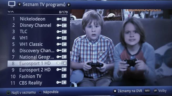 8.3.2 Pomocí číselných tlačítek > Zadejte číslo žádaného programu číselnými tlačítky. Na příklad: 1 pro program č. 1 1 potom 4 pro program č. 14 2 potom 3 potom 4 pro program č.