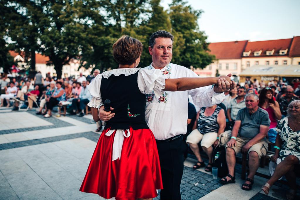 hudbě Lácaranka Sobota: nově zrekonstruované