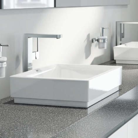 GROHE PLUS Ostré linie baterií GROHE Plus z nich činí dokonalý doplněk hranaté koupelnové keramiky a