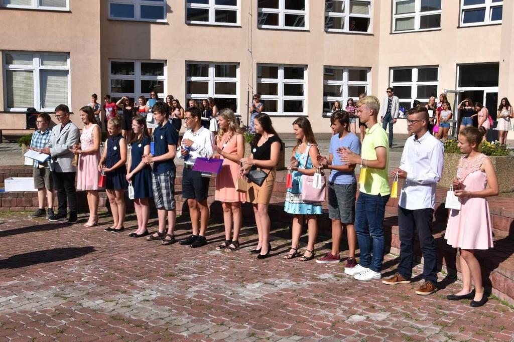 Běžecký pohár mládeže - stav po 7 závodech 1. místo Lukáš Kydlíček 1. místo Tereza Burlová 2. místo Kristýna Bezděková 3. místo Adéla Burlová 3. místo Pavel Mačejovský 4. místo Ondřej Rudolf 6.