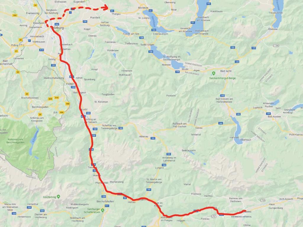 program 4.. 09 Třetí den našeho putování nás čeká asi hodinový přejezd do Salzburgu. Auto necháme u řeky v centru města a vydáme se na začínající adventní trhy.