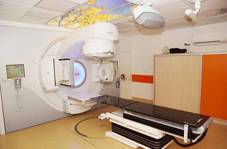 RADIODIAGNOSTICKÁ KLINIKA primář: MUDr. Martin Mašek VÝROČNÍ ZPRÁVA 018 Nemocnice Na Bulovce_KLINIKY A ODDĚLENÍ_RADIODIAGNOSTICKÁ KLINIKA RDG klinika zajišťuje spektrum vyšetření v celé šíři oboru.
