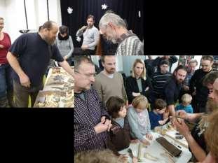 Dřevěné kůly opálené a zasazené do země, rohože a kůže místo zdí, rákos na
