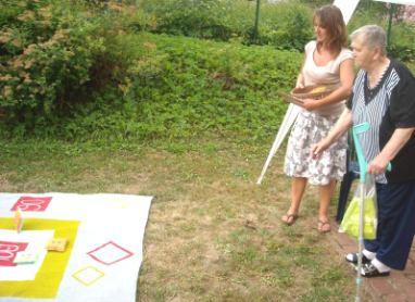 Ovšem měsíc červenec se ukázal jako tropický a každý kdo pobýval venku hledal vyloženě stín, kde by si chvíli odpočinul